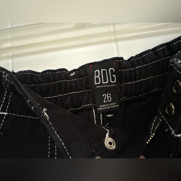 Urban Outfitters BDG Black Cargo Jean with White Stitching - Picture 8 of 10